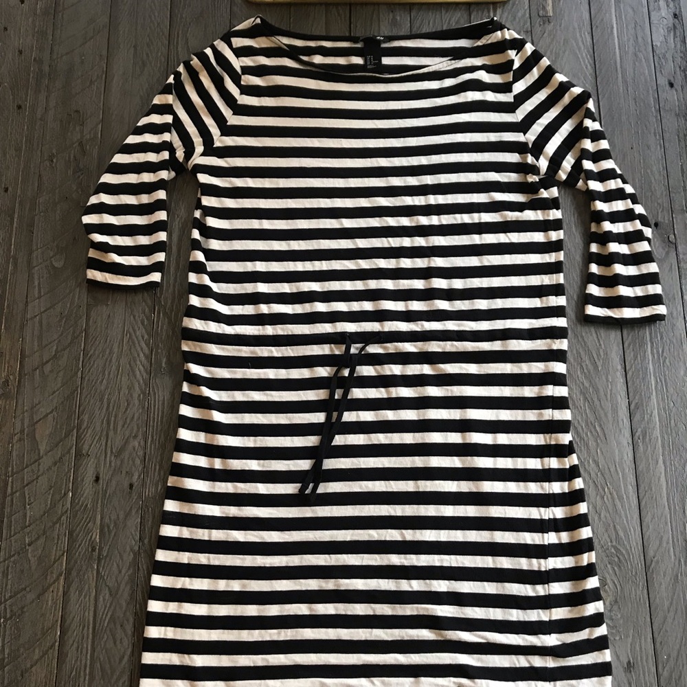 H&M Long Sleeve Striped Dress